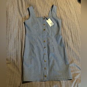 Brand new with tags - smoke free